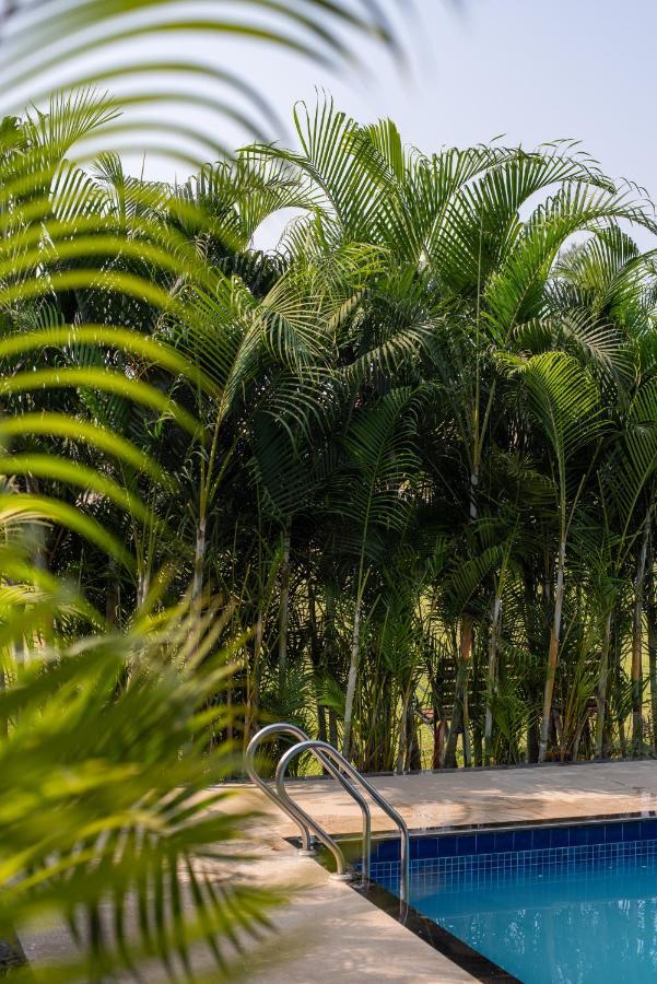 Paramount Riverfront Resort & Spa, Karjat Zewnętrze zdjęcie